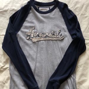 Men’s Aeropostale long sleeve blue/gray large